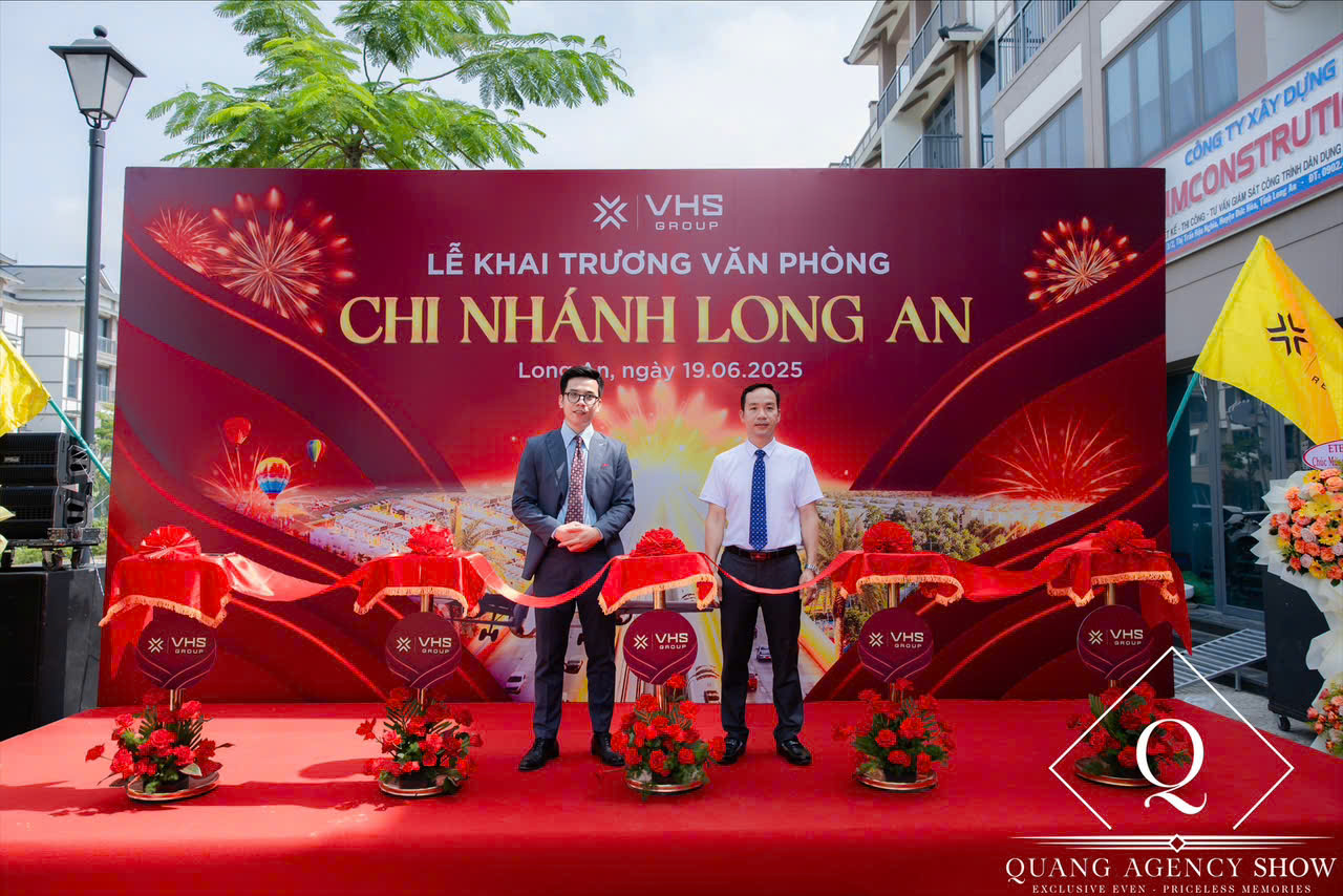 Dịch Vụ Tổ Chức Khai Trương Quang Agency Show